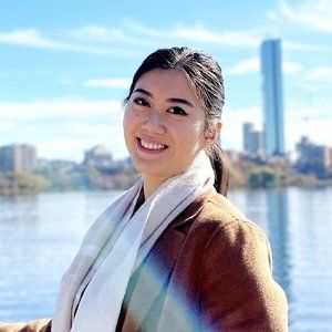 Meet your Posher, Hillary